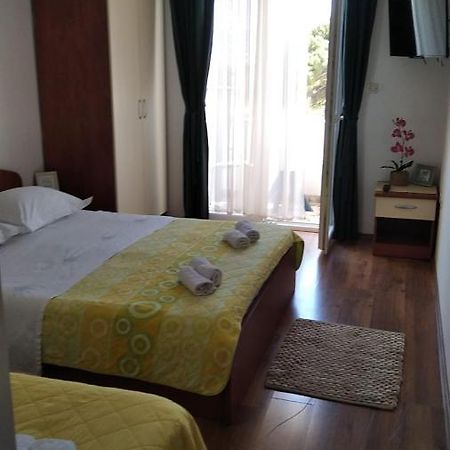 Apartman Mare Drvenik  Exteriör bild