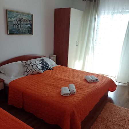 Apartman Mare Drvenik  Exteriör bild