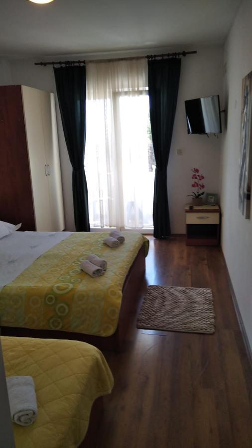 Apartman Mare Drvenik  Exteriör bild